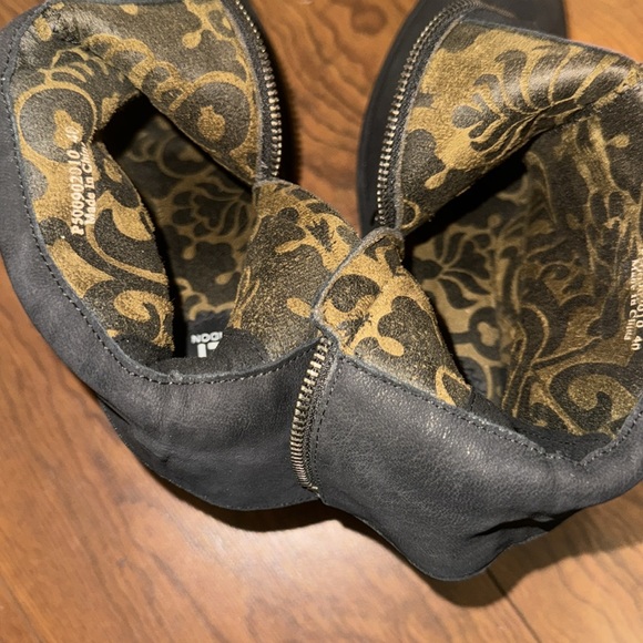 FLY London Nubuck Suede Leather Zip Mid Boots Yemi Black EU 40 / US 9.5 LIKE NEW - Picture 11 of 11